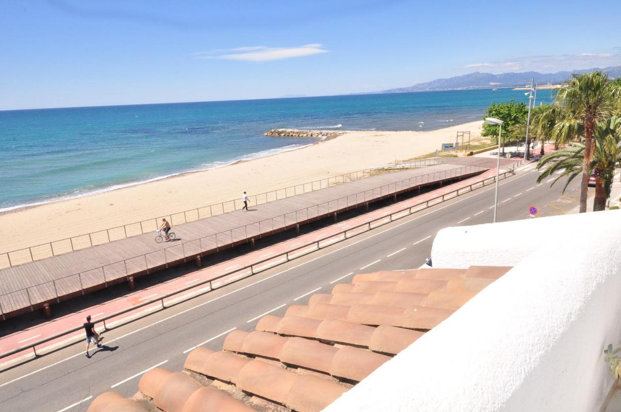 Tallats Litoral Costa Dorada - Only Families カンブリルス エクステリア 写真